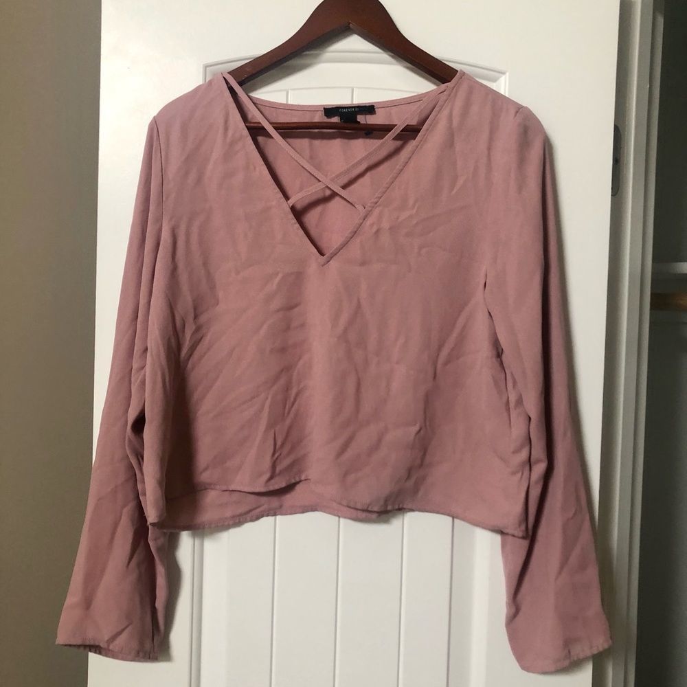 Forever 21 | pink crop top Long Sleeve shirt - L